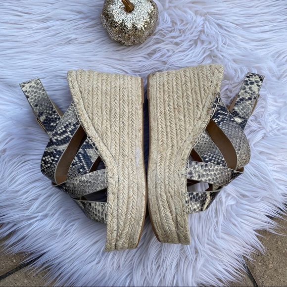 Marc Fisher Snakeprint Wedges - Picture 3 of 6